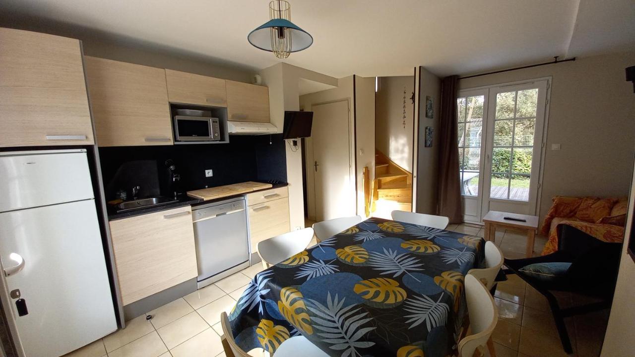 Villa L'Acacias Longeville-sur-Mer Bagian luar foto